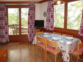 Appartement Confort 6 pers, 2 pièces, Balcon, Cheminée, Accès direct aux pistes - FR-1-322-451